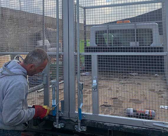 Heavy-duty steel cages custom fitted for all tipper vans. Built to last.